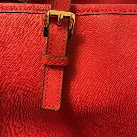 Women's Red 'jet Set Travel' Saffiano Leather Top Zip Tote 👜 ❤️ - Picture 9 of 15